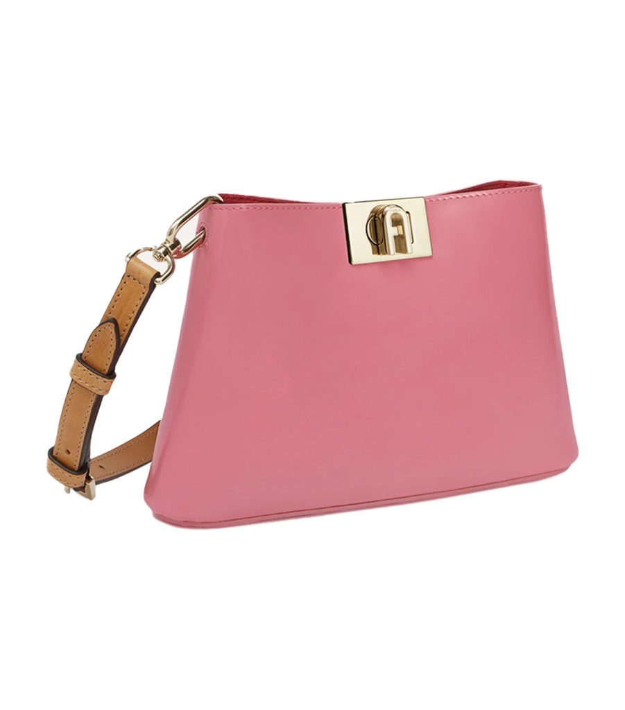 Furla handbag, when selecting a Furla handbag, there are various factors to consider to ensure that you find the perfect