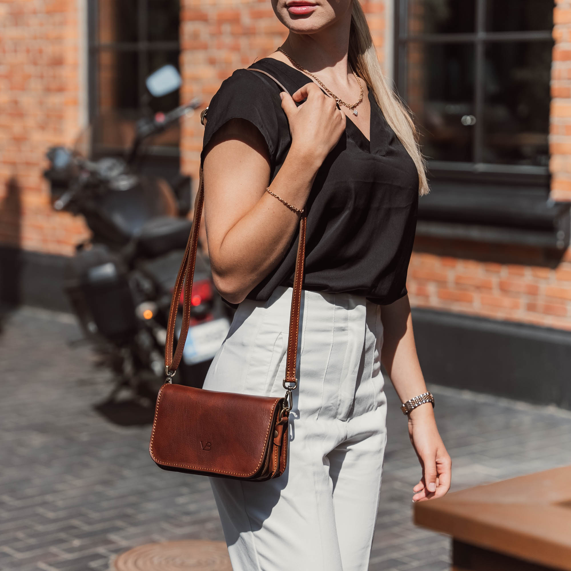 Shoulder bag – How to choose a good-looking bag