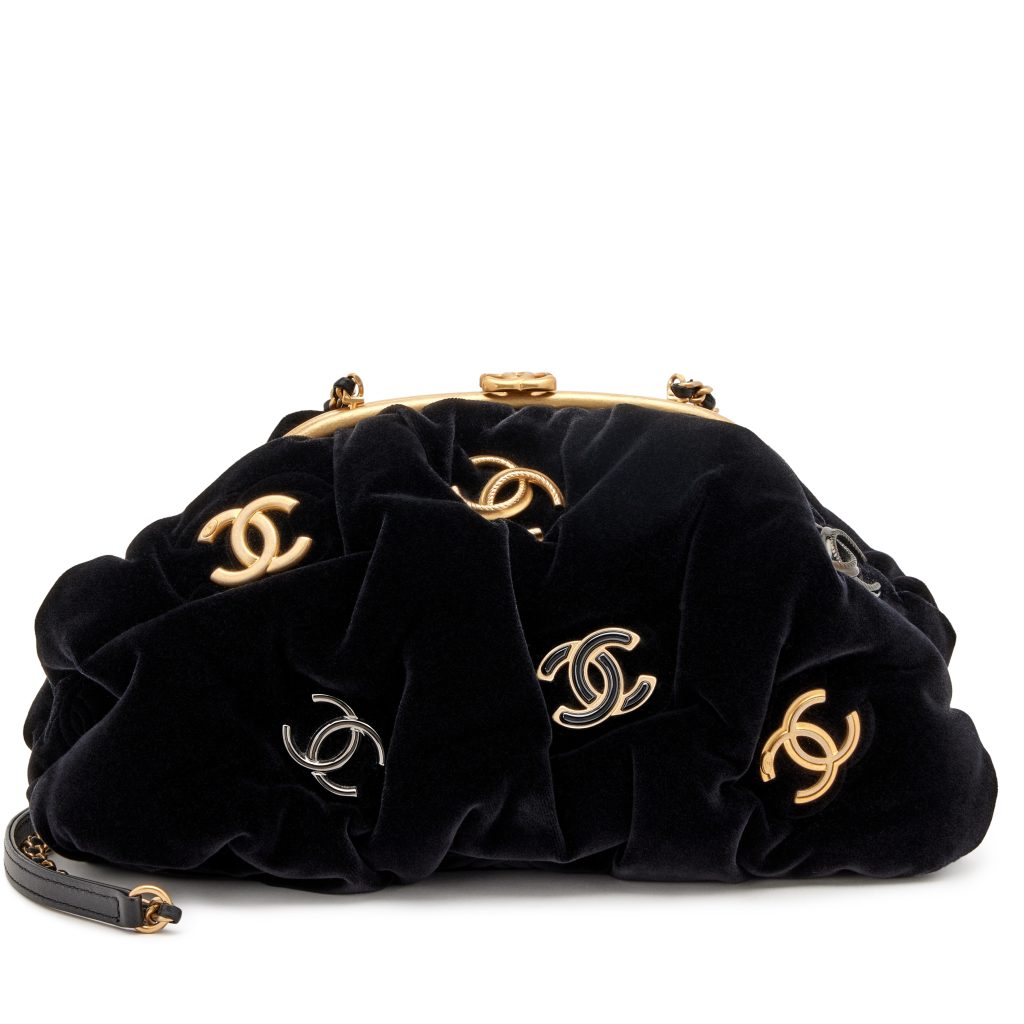 chanel clutches