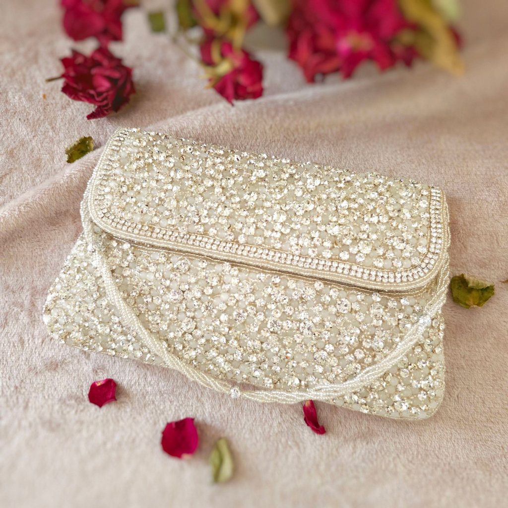 Bridal clutch