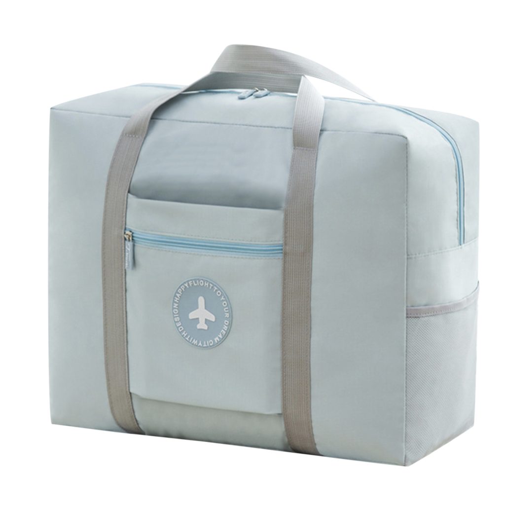 Travel tote with zipper