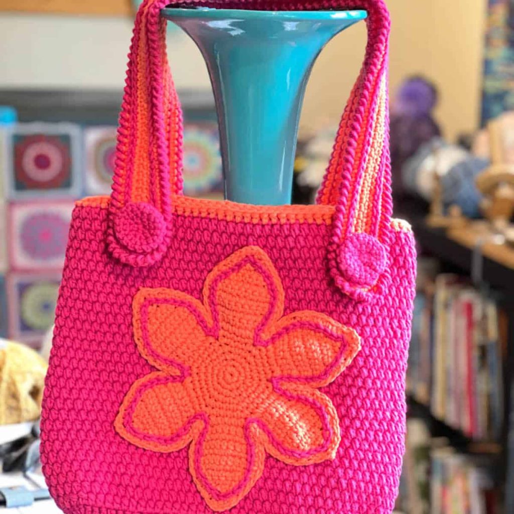 crochet a tote bag