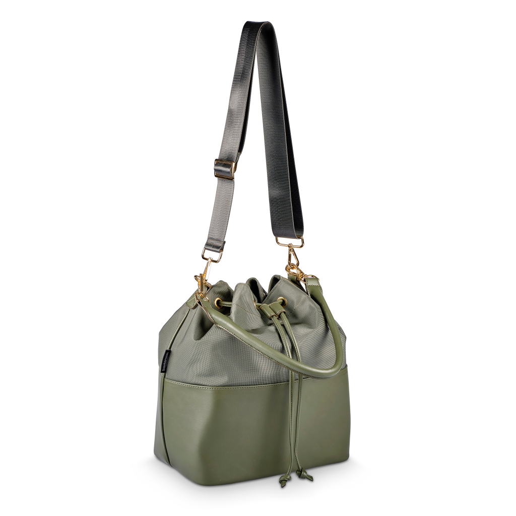 Large bucket bag