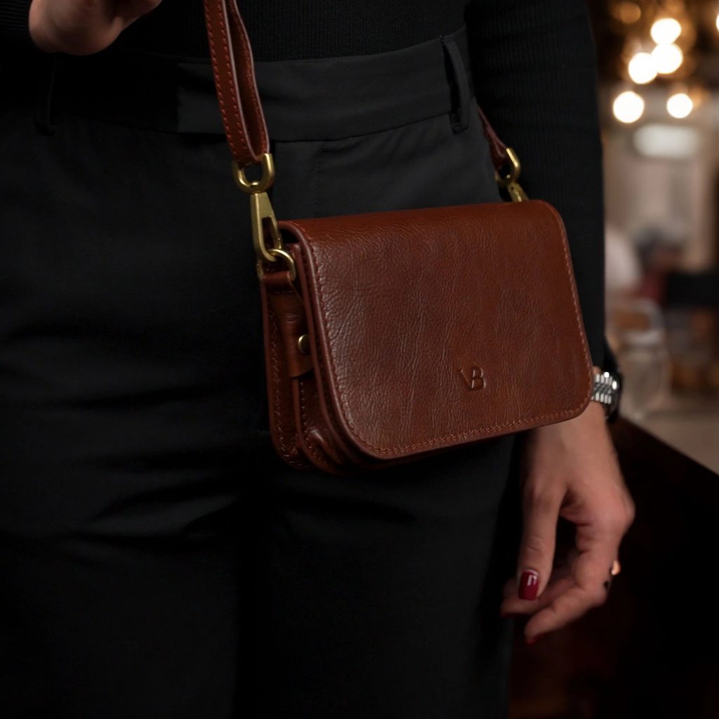 brown shoulder bag