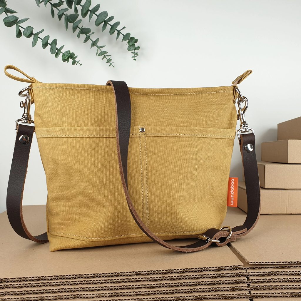 canvas shoulder bag