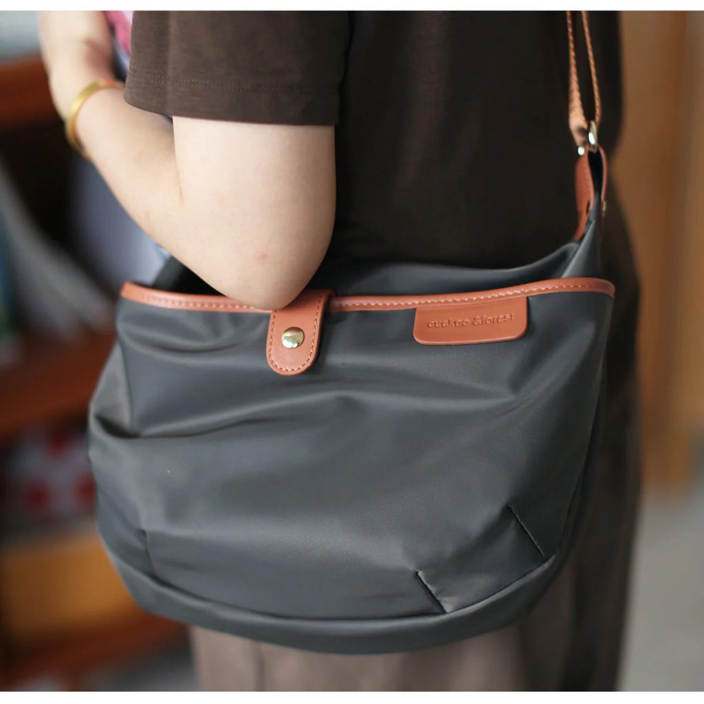 nylon shoulder bag