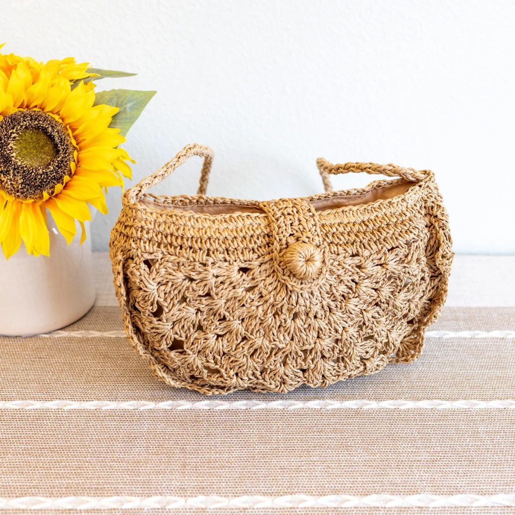 straw shoulder bag