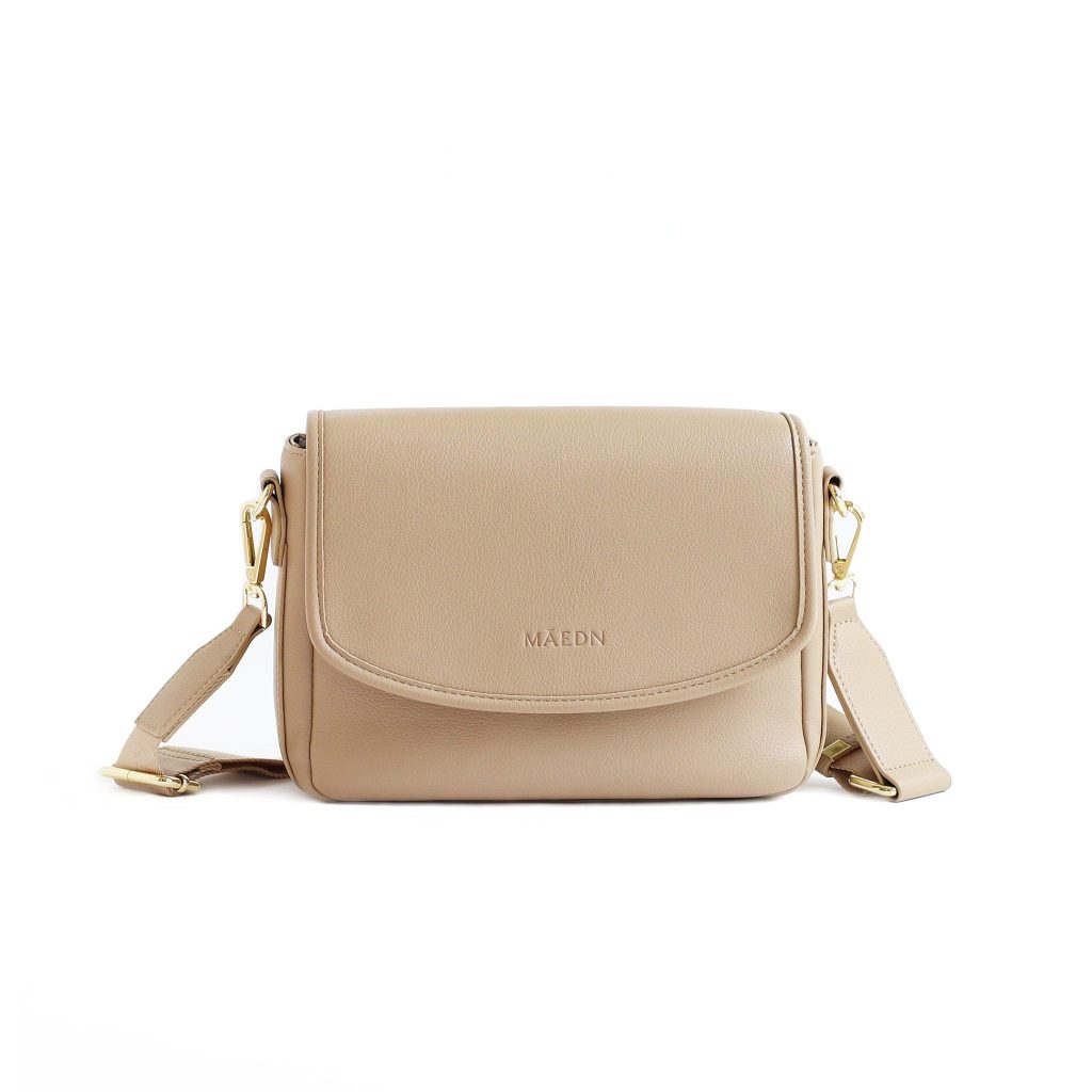 beige shoulder bag