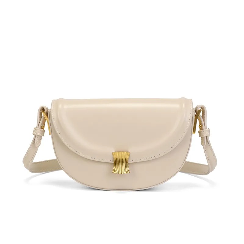 Cream Shoulder Bag – Must-Have Accessory Trends for Women